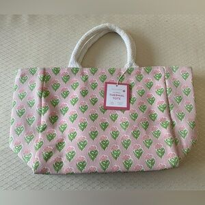 NWT Two's Company Pink Floral Printed Thermal Lunch Tote Bag, "Velcro" Closure